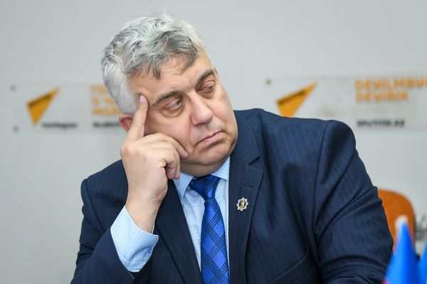 Олег Кузнецов российский историк доктор исторических наук - Sputnik Азербайджан