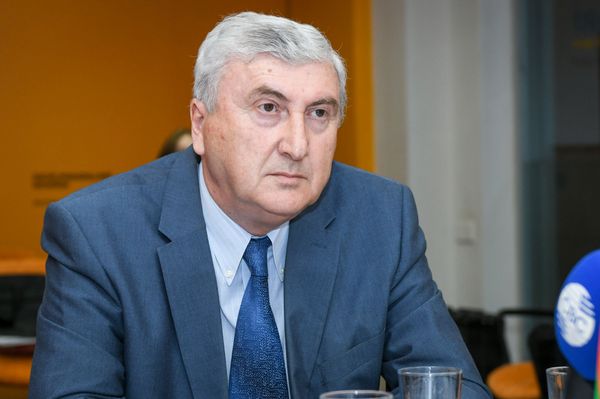 Заведующий кафедрой История славянских стран исторического факультета БГУ Джалилов Абуталыб - Sputnik Азербайджан