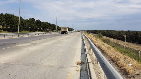 Quba-Bakı yolunun acınacaqlı vəziyyəti - Sputnik Азербайджан