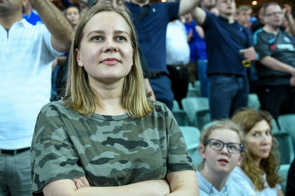 Яркие болельщицы и эмоциональные фанаты бакинского финала Лиги Европы - Sputnik Азербайджан
