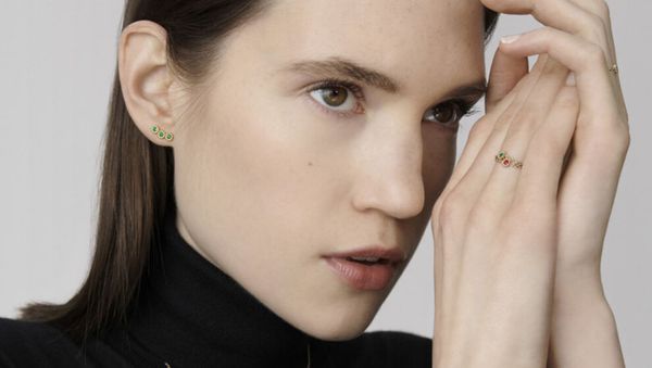 Рекламная кампания ювелирной коллекции Dior Mimirose - Sputnik Азербайджан