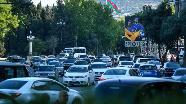Bakıda avtomobil tıxacı - Sputnik Азербайджан
