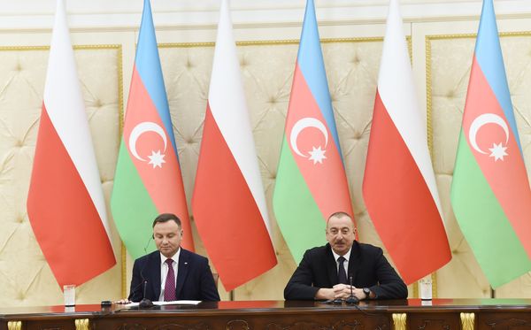 Президент Алиев: в Азербайджане прекрасный инвестиционный климат - Sputnik Азербайджан