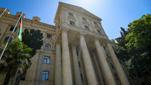 Здание Министерства иностранных дел Азербайджанской Республики в Баку - Sputnik Азербайджан