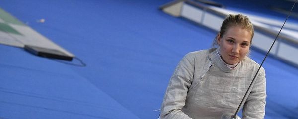 Чемпионка Европы по фехтованию на саблях среди молодежи Анна Башта - Sputnik Азербайджан