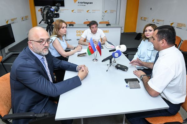 Эксперты: Азербайджан и Россия заинтересованы в развитии отношений - Sputnik Азербайджан