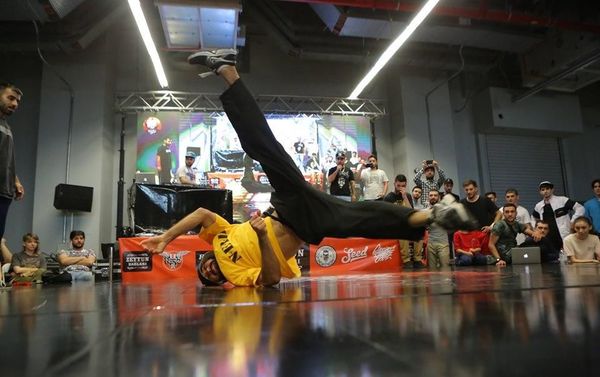 Стали известны победители Международного турнира Caspian Style Jam по танцам в стиле Break dance& Hip-Hop - Sputnik Азербайджан