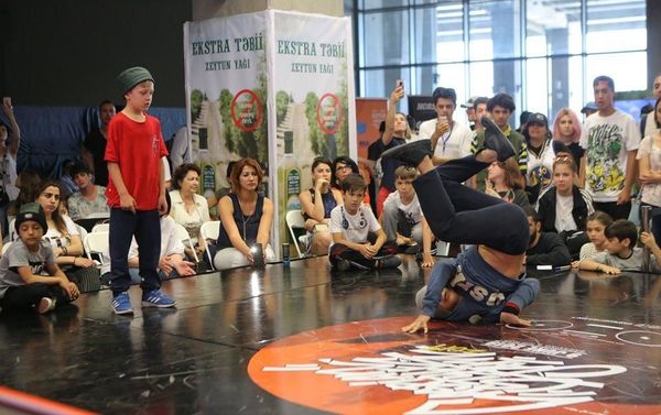 Стали известны победители Международного турнира Caspian Style Jam по танцам в стиле Break dance& Hip-Hop - Sputnik Азербайджан