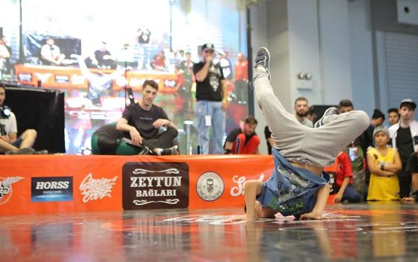 Стали известны победители Международного турнира Caspian Style Jam по танцам в стиле Break dance& Hip-Hop - Sputnik Азербайджан