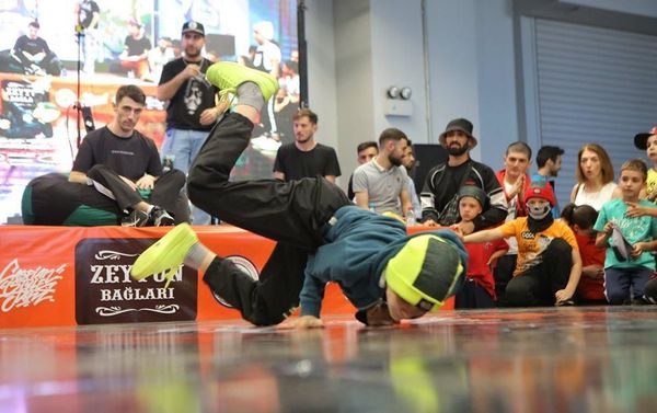Стали известны победители Международного турнира Caspian Style Jam по танцам в стиле Break dance& Hip-Hop - Sputnik Азербайджан