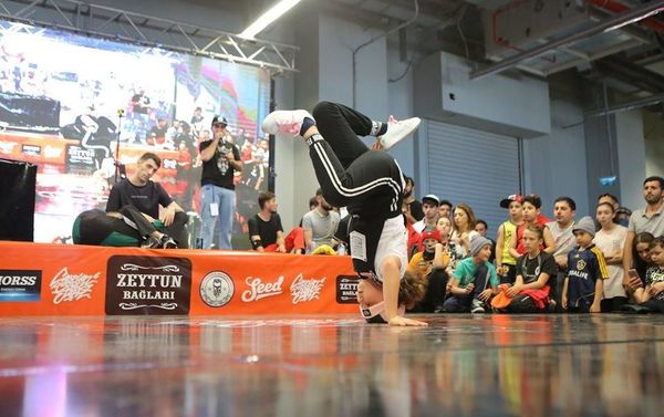 Стали известны победители Международного турнира Caspian Style Jam по танцам в стиле Break dance& Hip-Hop - Sputnik Азербайджан