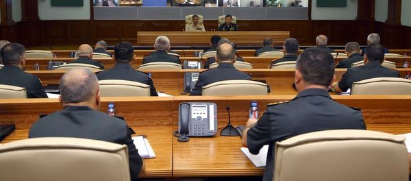 На Центральном командном пункте под руководством Министра обороны генерал-полковника Закира Гасанова состоялось служебное совещание - Sputnik Азербайджан