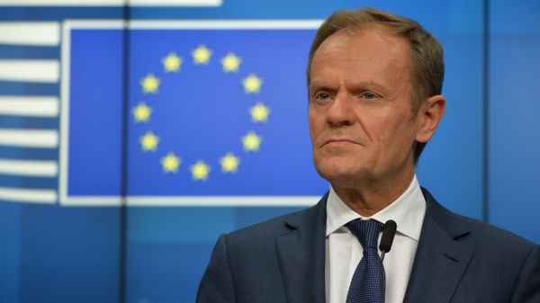 Председатель Европейского совета Дональд Туск на саммите глав государств и правительств Евросоюза в Брюсселе - Sputnik Азербайджан