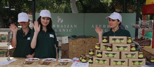 Organic Food Festival: в очередь за экологически чистыми продуктами - Sputnik Азербайджан