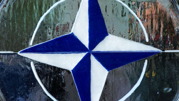 Лого НАТО, фото из архива Лого НАТО, фото из архива - Sputnik Азербайджан