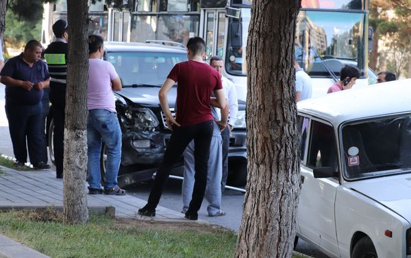 Цепная авария на проспекте Метбуат - Sputnik Азербайджан