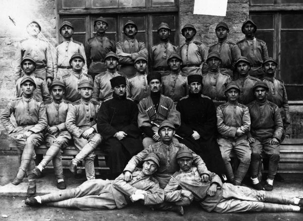 Офицерство, продлившееся всего три дня: по следам фотографий столетней давности - Sputnik Азербайджан