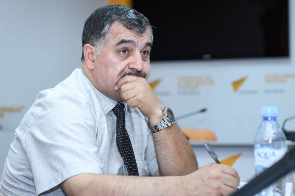 Военный эксперт Узеир Джафаров - Sputnik Азербайджан