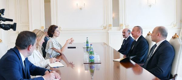 İlham Əliyev UNESCO-nun Baş direktoru Odre Azulenin rəhbərlik etdiyi nümayəndə heyətini qəbul edib - Sputnik Азербайджан