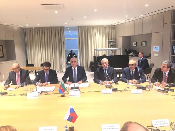 Спасибо новым контрактам: товарооборот России и Азербайджана набирает обороты - Мантуров - Sputnik Азербайджан