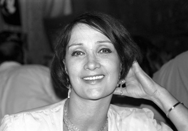 Большая актриса, начавшая с маленьких ролей: к юбилею Зинаиды Кириенко Большая актриса, начавшая с маленьких ролей: к юбилею Зинаиды Кириенко - Sputnik Азербайджан