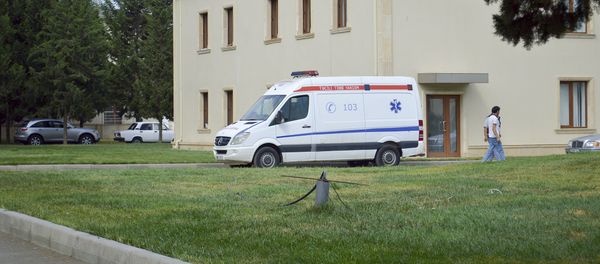 Təcili tibbi yardım avtomobili, arxiv şəkli - Sputnik Азербайджан