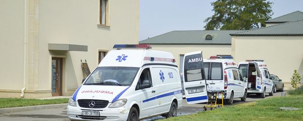 Təcili tibbi yardım avtomobili, arxiv şəkli - Sputnik Азербайджан