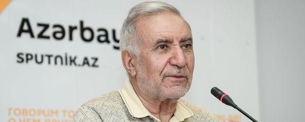 Председатель Союза свободных потребителей Эйюб Гусейнов - Sputnik Азербайджан
