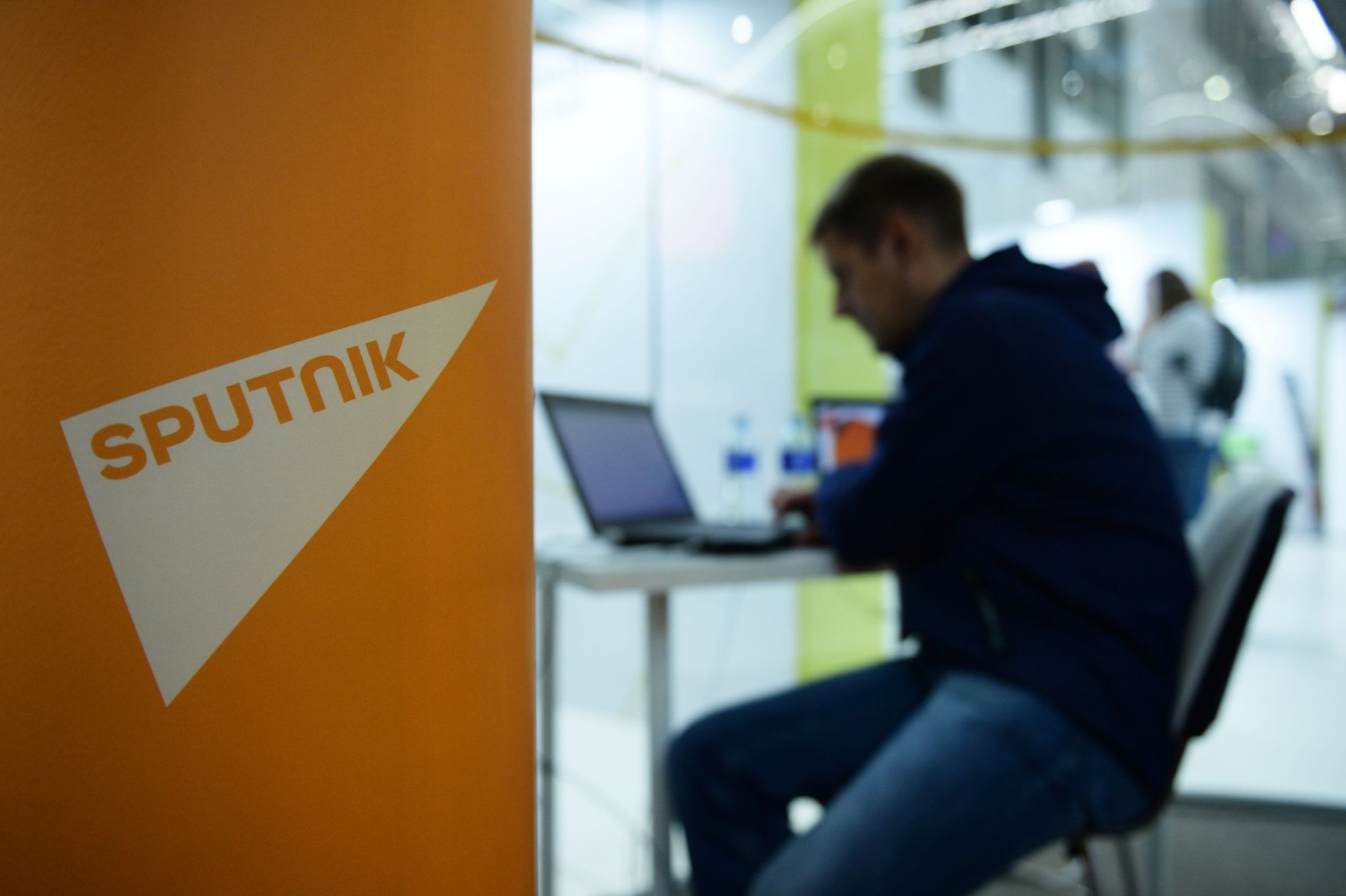 Логотип международного информационного агентства и радио Sputnik, фото из архива - Sputnik Азербайджан, 1920, 16.12.2023