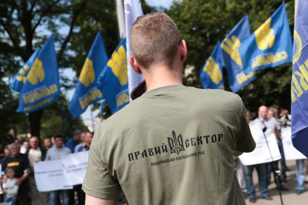 Как уйти из библиотеки-3: экс-офицер СБУ раскрыл новые тайные тюрьмы в Мариуполе - Sputnik Азербайджан