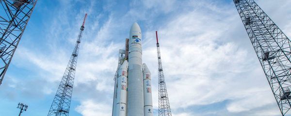 Спутник Azerspace-2 - Sputnik Азербайджан