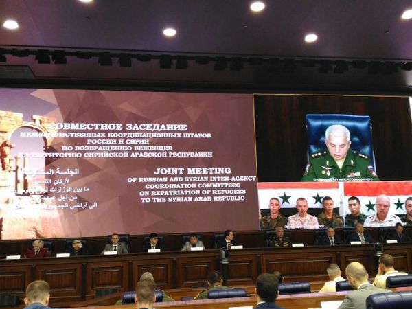 Миру в Сирии и возвращению беженцев препятствуют оккупационные войска США - Sputnik Азербайджан