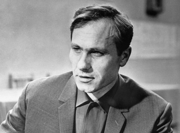 Актер, режиссер, писатель: памяти Василия Шукшина - Sputnik Азербайджан