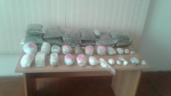 Пограничники помешали планам наркоторговцев: изъято двадцать килограммов отравы - Sputnik Азербайджан