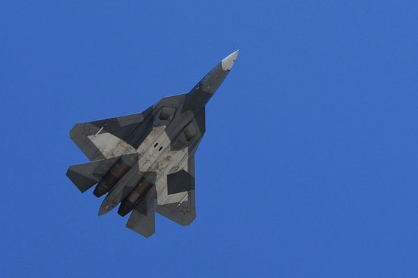 Оружейные итоги года: Россия ушла в гиперзвуковой отрыв - Sputnik Азербайджан
