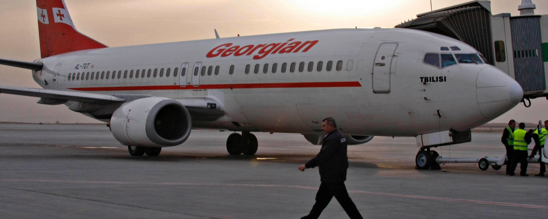  Georgian Airways aviaşirkətinə məxsus olan təyyarə, arxiv şəkli - Sputnik Азербайджан, 1920, 20.05.2023