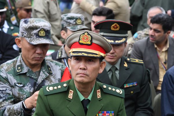 Военнослужащий на торжественном открытии V Армейских международных игр-2019  в парке Патриот - Sputnik Азербайджан