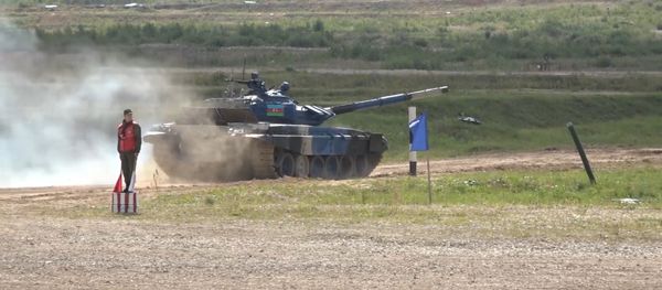 Открыть огонь: азербайджанские танкисты на Армейских играх-2019  - Sputnik Азербайджан