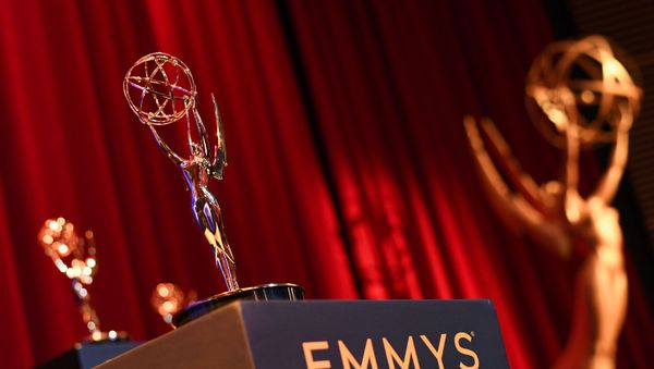 Статуэтка международной премии Emmy, фото из архива - Sputnik Азербайджан