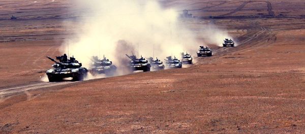 В воинских объединениях и соединениях Азербайджанской Армии начались командно-штабные учения В воинских объединениях и соединениях Азербайджанской Армии начались командно-штабные учения - Sputnik Азербайджан