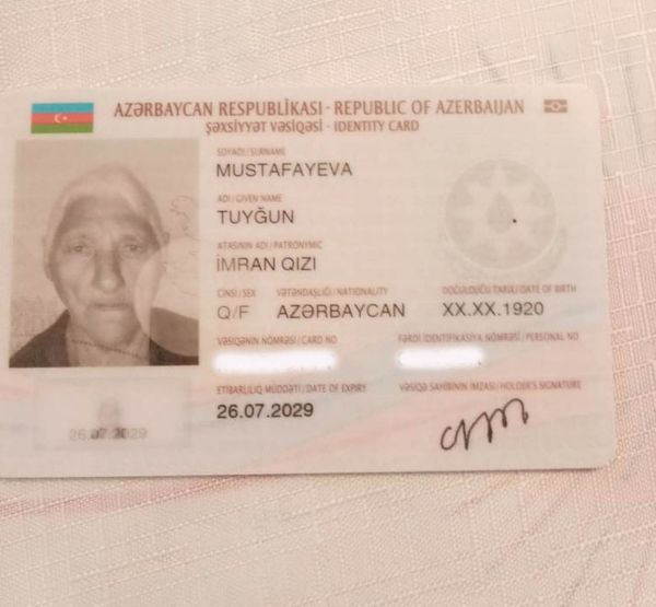 Долгожительница впервые получила удостоверение личности гражданина Азербайджана - Sputnik Азербайджан