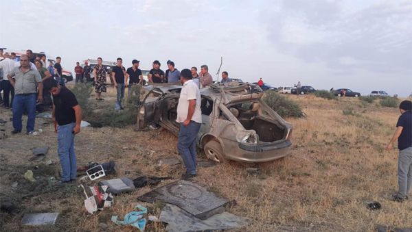 Тяжелое ДТП на территории Гаджигабульского района Тяжелое ДТП на территории Гаджигабульского района - Sputnik Азербайджан