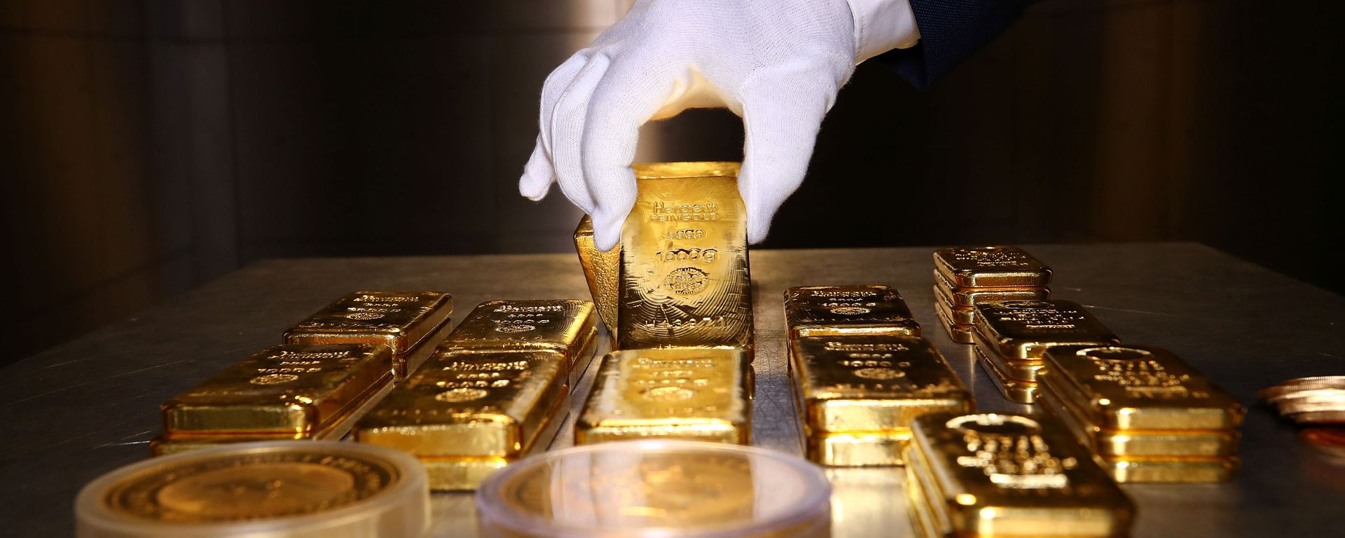 Золотые слитки, фото из архива - Sputnik Азербайджан, 1920, 08.07.2020