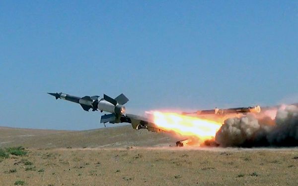 Зенитно-ракетные войска провели учения с боевой стрельбой - Sputnik Азербайджан