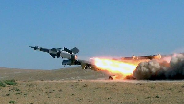 Зенитно-ракетные войска провели учения с боевой стрельбой - Sputnik Азербайджан