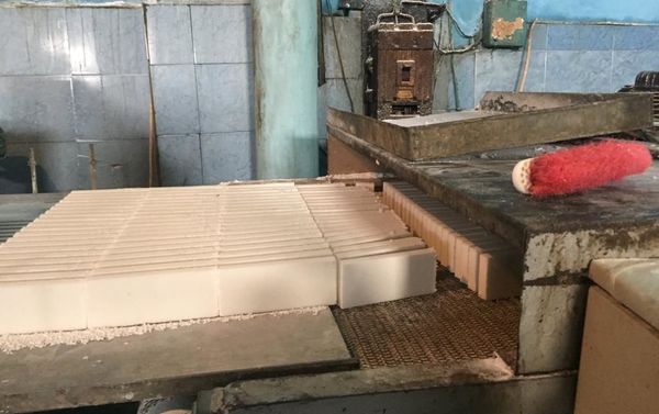 Цех в Наримановском районе Баку, на котором производился сахар под маркой Араз Цех в Наримановском районе Баку, на котором производился сахар под маркой Араз - Sputnik Азербайджан