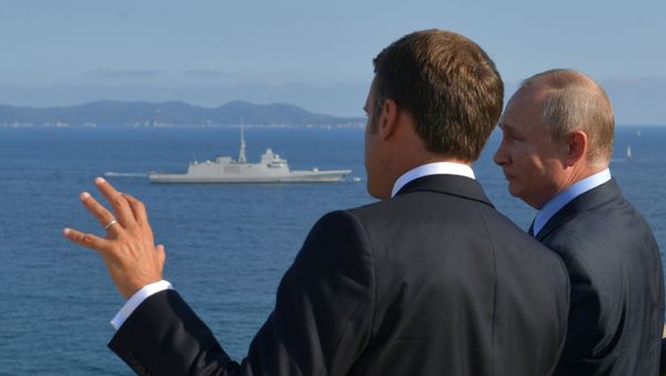 Встреча лидеров России и Франции Макрона и Путина - Sputnik Азербайджан