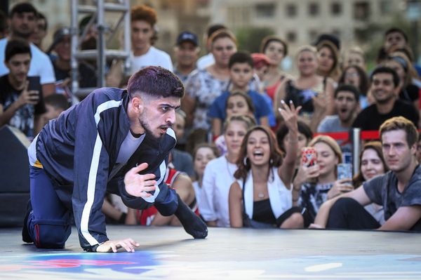 Международное танцевальное соревнование Red Bull Dance Your Style в Баку - Sputnik Азербайджан