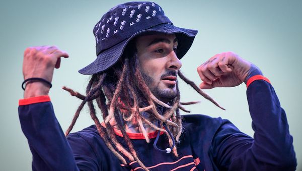 Международное танцевальное соревнование Red Bull Dance Your Style в Баку - Sputnik Азербайджан