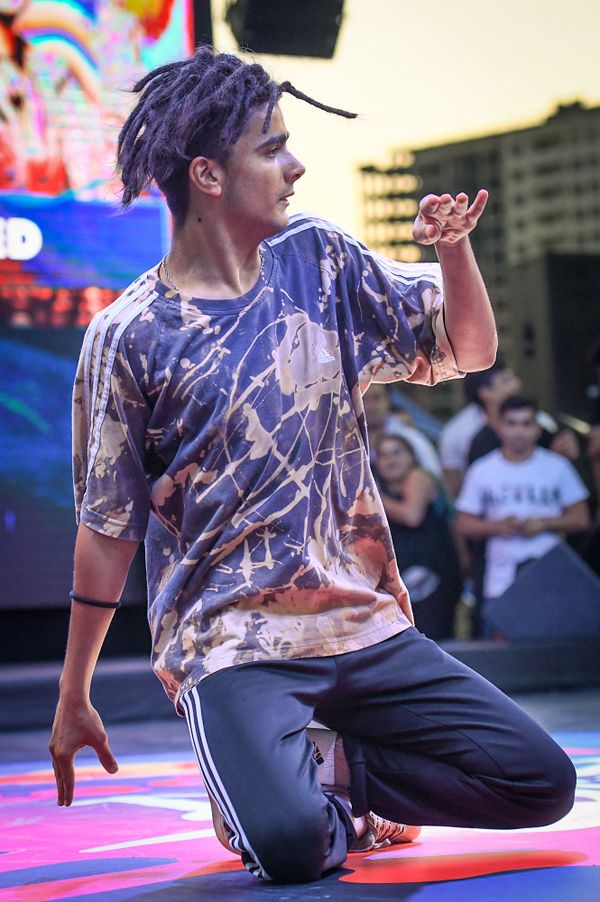 Международное танцевальное соревнование Red Bull Dance Your Style в Баку - Sputnik Азербайджан